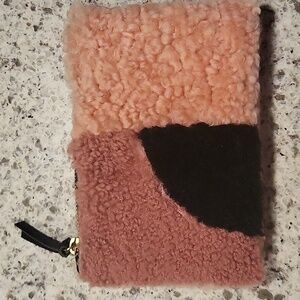 PRIMECUT shearling pouch